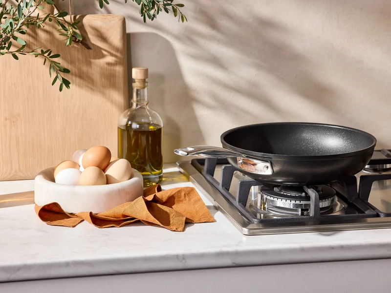 Le Creuset Aluminium-Antihaft Pfanne rund hoch 24cm