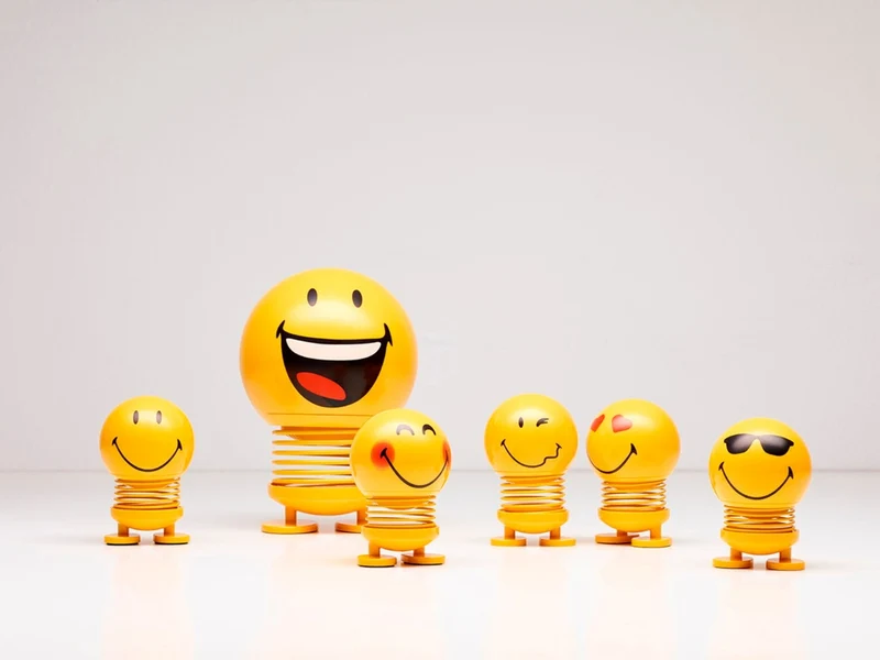 Hoptimist Smiley S yellow 6,6cm