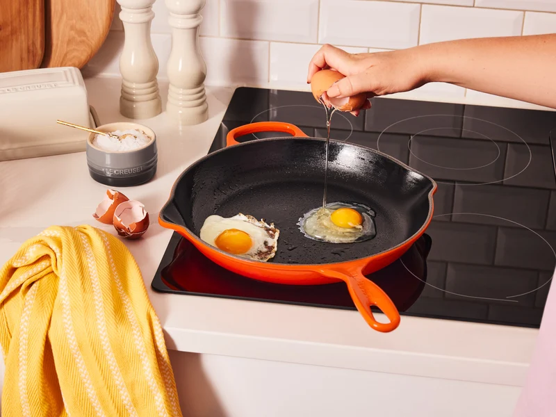 Le Creuset Brat- und Servierpfanne Signature rund ofenrot 30cm