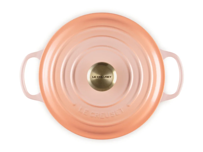 Le Creuset Bräter Signature rund mit Goldknopf pêche 24cm