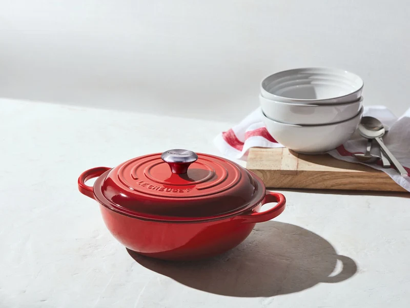Le Creuset Stew Pot Signature rund kirschrot 22cm