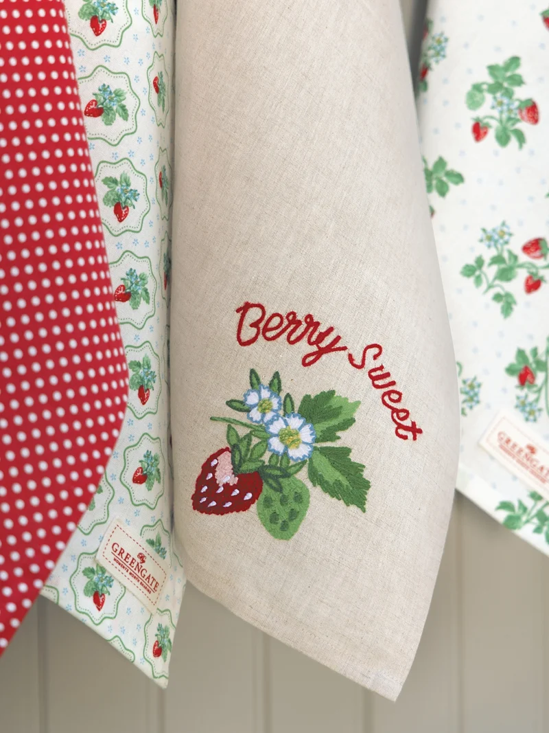 Greengate Berry Tischdecke white 150x150cm