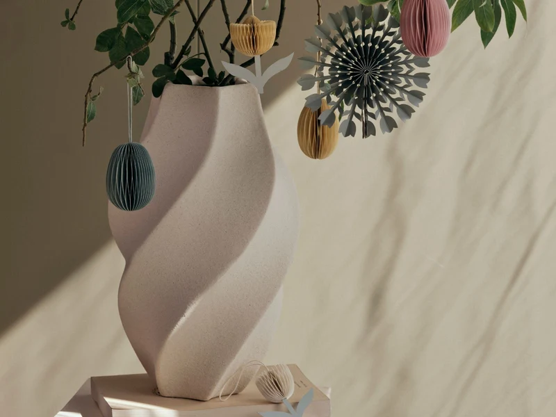 Broste Copenhagen Odette Vase weiß 24cm
