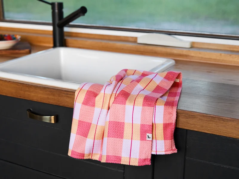 Dock & Bay Geschirrhandtuch M Strawberry & Fizz 75x45cm