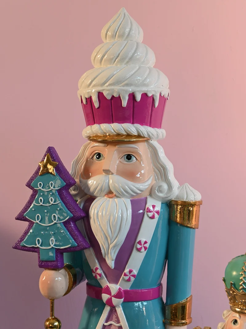 Giftcompany Noce Nussknacker petrol/lila 94cm