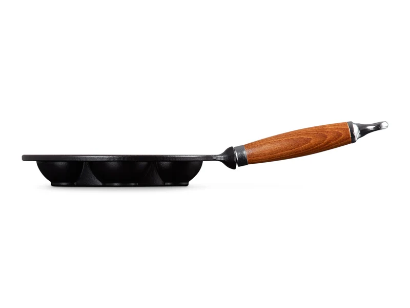 Le Creuset Pförtchenpfanne Tradition schwarz matt 20cm