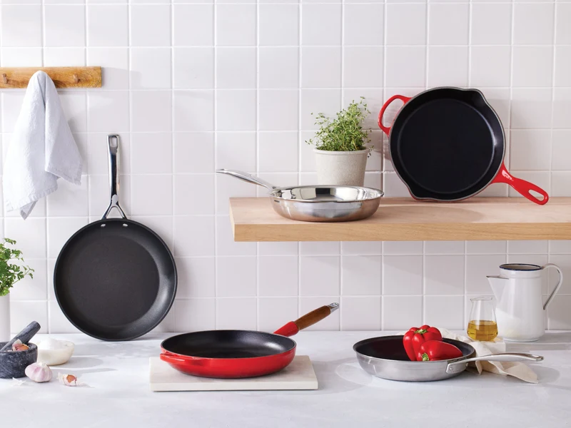Le Creuset Brat- und Servierpfanne Signature rund flint 30cm