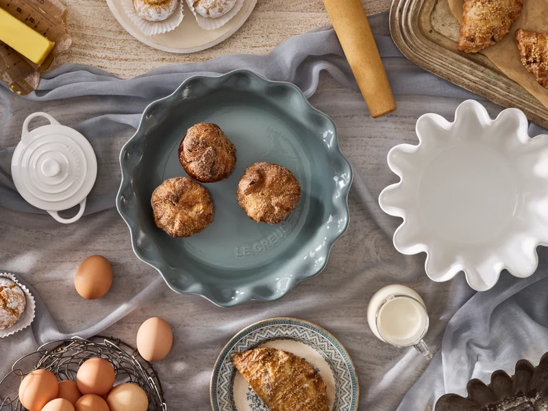 Le Creuset Pie-Form flint 23cm