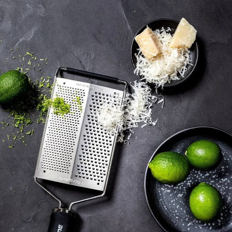 Microplane Doppelreibe, Schwarz, Gourmet Serie