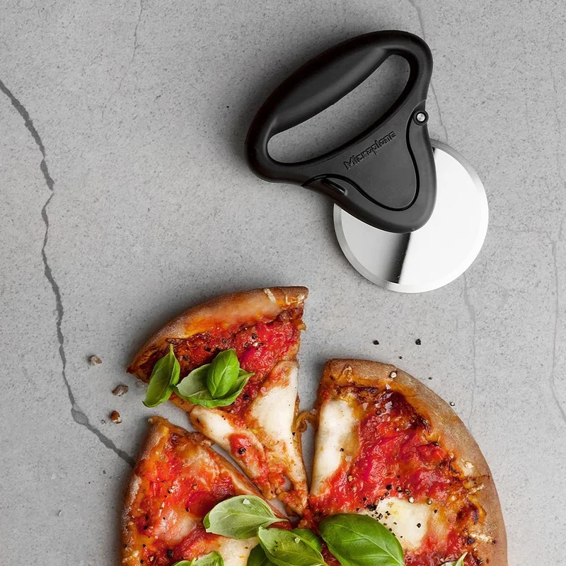 Microplane Pizzaschneider