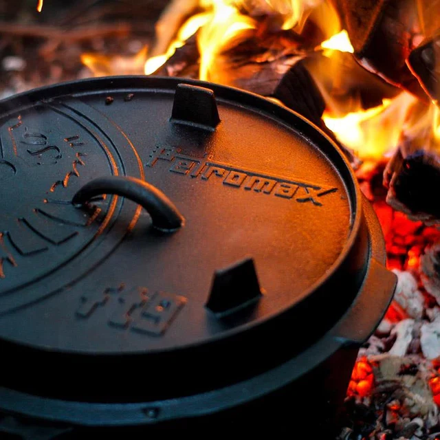 Petromax Dutch Oven ft9, mit Füßen