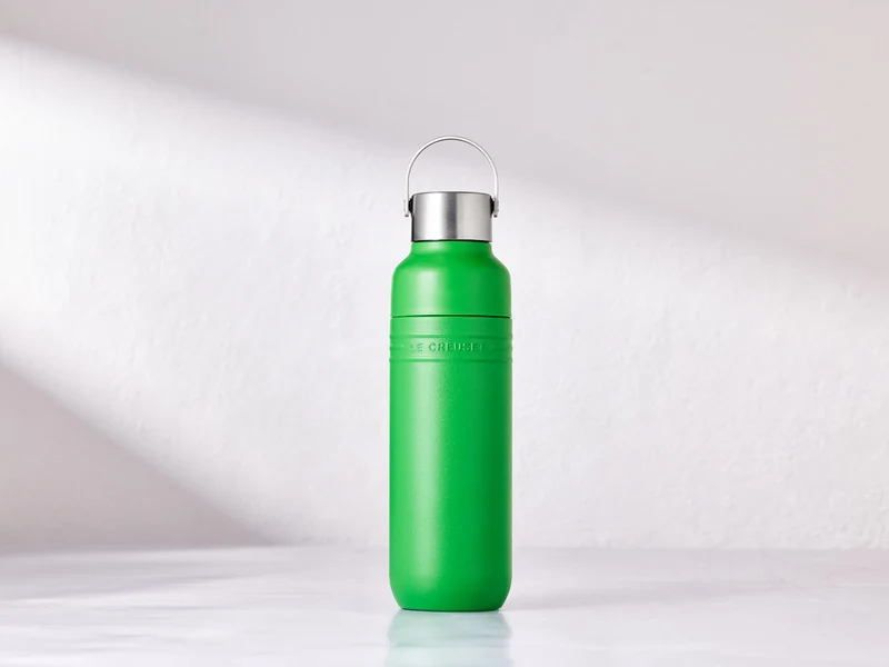 Le Creuset On The Go Trinkflasche bamboo green 1l