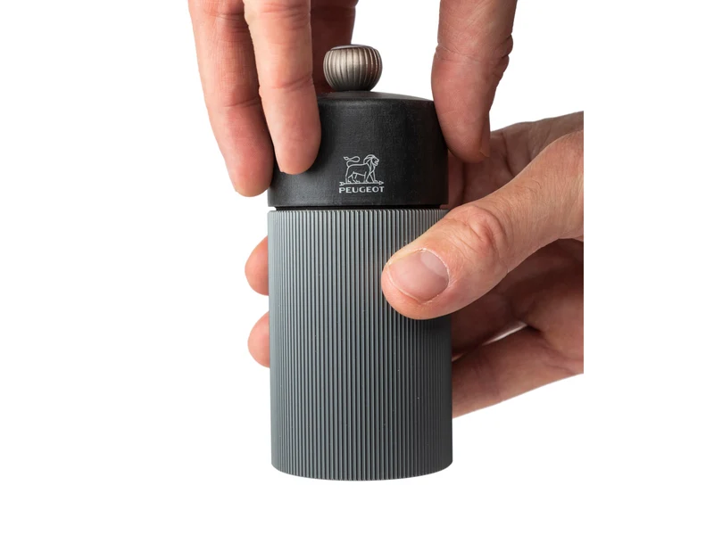 PEUGEOT LINE Pfeffermühle Carbon/Graphit 12 cm
