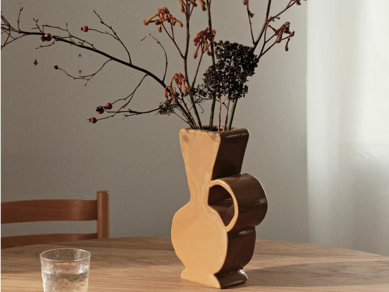 Broste Copenhagen Etta Vase Cinnamon Sand 19x8x30cm