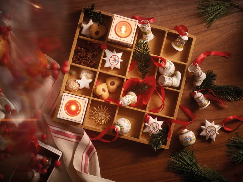 Hutschenreuther Porzellankugel Weihnachtskugel 2024
